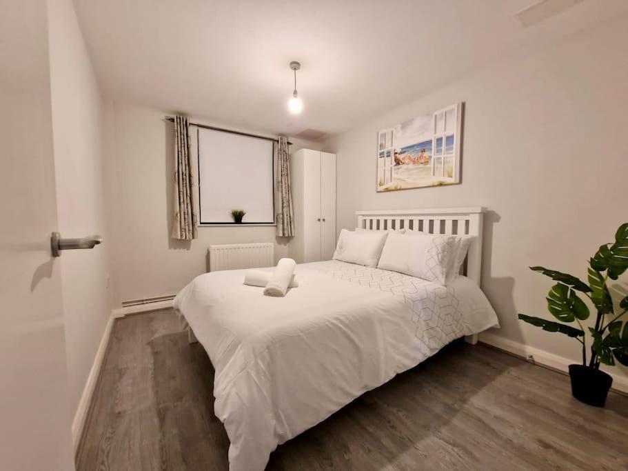 Contemporary City Centre Flat Belfast Eksteriør bilde