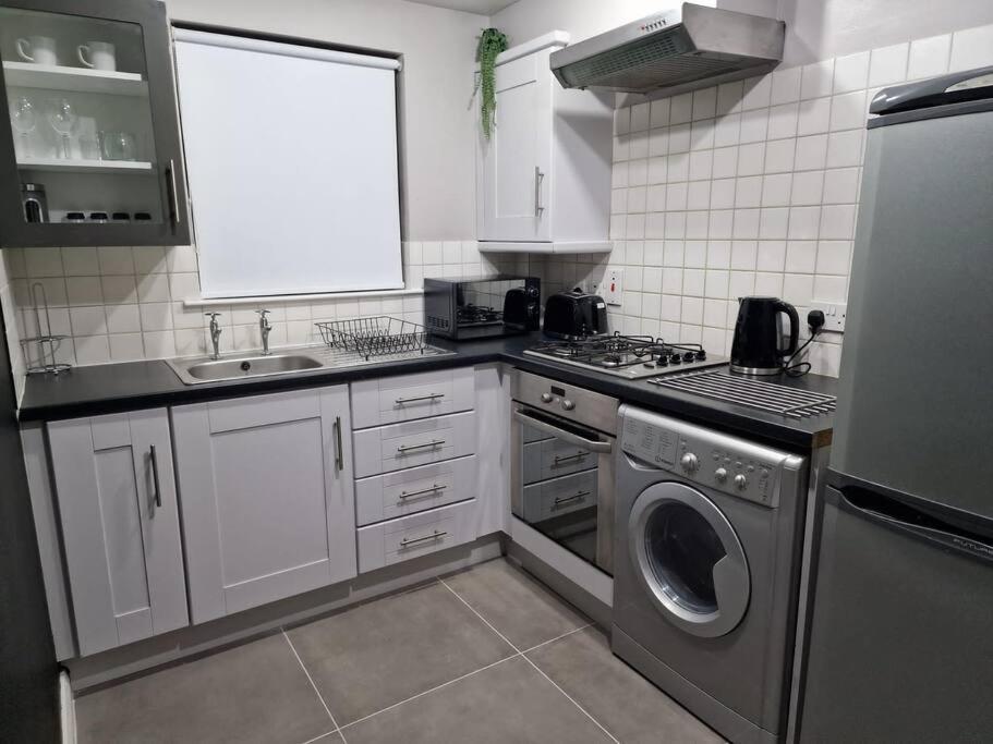 Contemporary City Centre Flat Belfast Eksteriør bilde